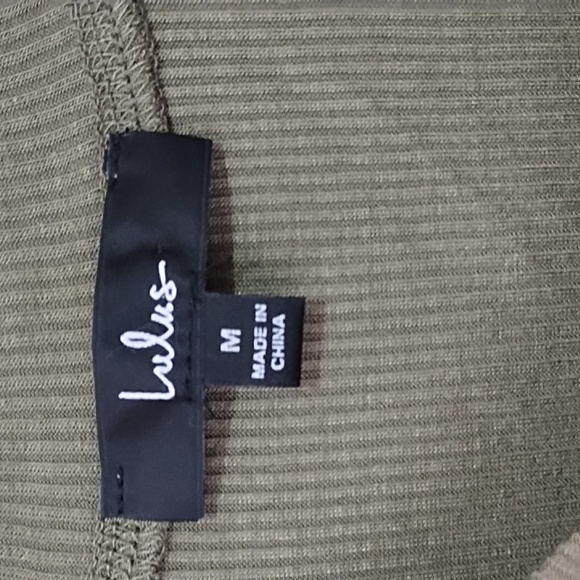 Lulu's Simply the Best Olive Green Long Sleeve Button-Front Bodysuit Size M - Picture 6 of 8